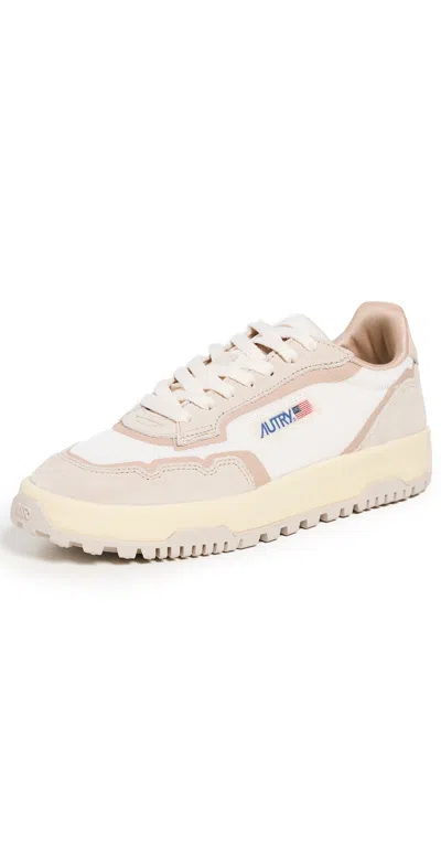 Autry Wildpace Low Sneakers Whisper/sand