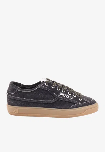 Autry Windscape Low Distressed Suede Low-top Sneakers In Black