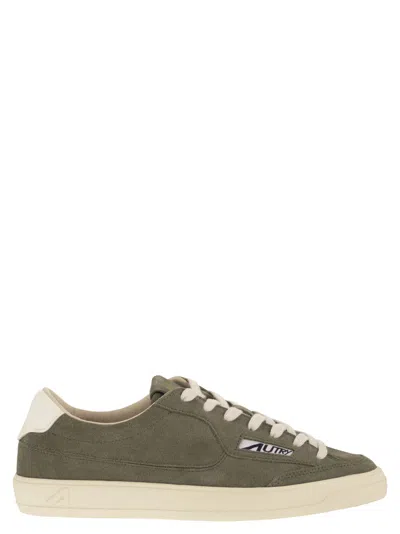 Autry Windscape Suede Trainers With Leather Details In Black