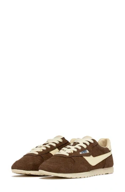 Autry Windspin Low Top Sneakers Textured Fabric Rubber Sole In Brown