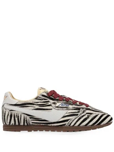 Autry Windspin Low Sneakers Woman White And Black In Multi