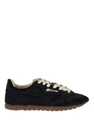 Autry Windspin Low Wom Sue/lea In Black