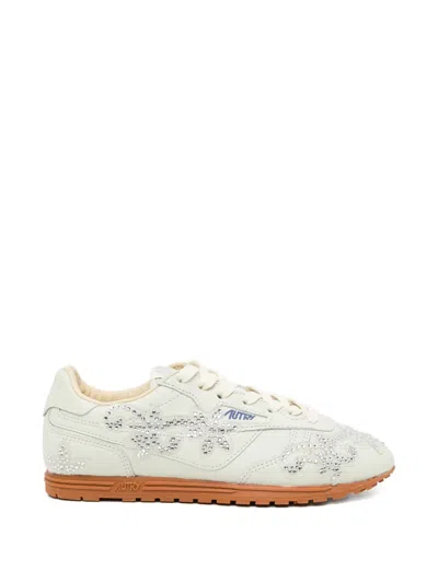 Autry Windspin Trainers In White