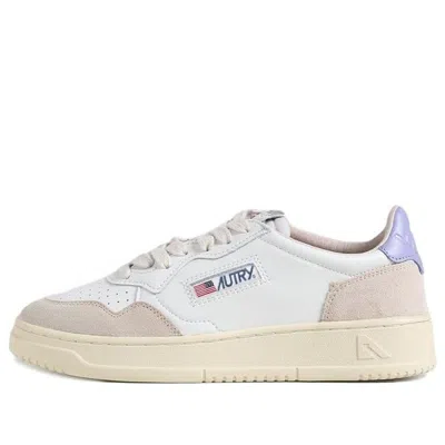 AUTRY (WMNS) AUTRY MEDALIST LEATHER LOW 'WHITE SUEDE LAVENDER'