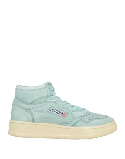 Autry Woman Sneakers Sky Blue Size 7 Leather