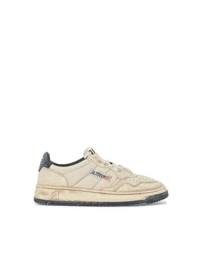 Autry Woman Sneakers White Size 11 Calfskin