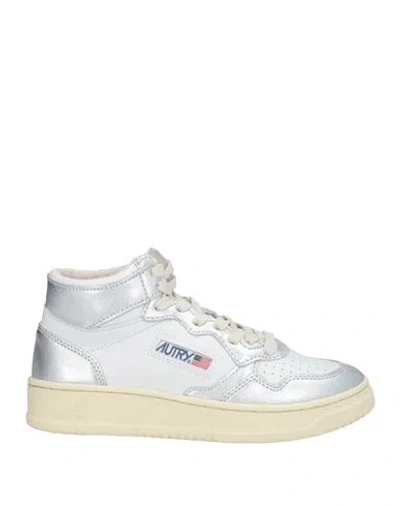 Autry Woman Sneakers White Size 6 Leather
