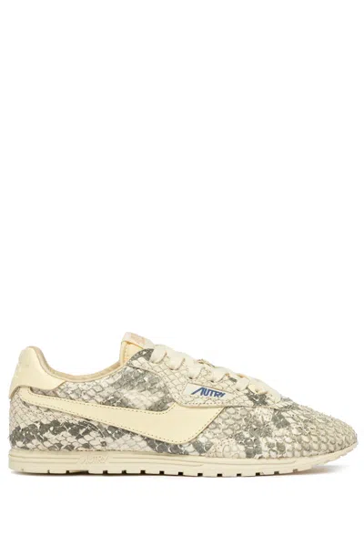 Autry Women's Flat Shoes -  Style In Multi