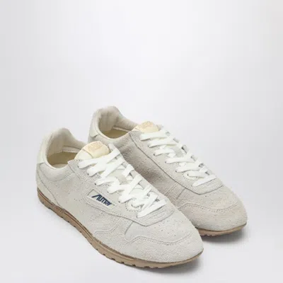 Autry Women's Ivory Windspin Sneaker