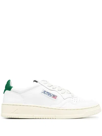 Autry Women's Medalist Low Sneakers In White