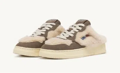 Autry Women's Medalist Mule In Nubuck/beige In Multi