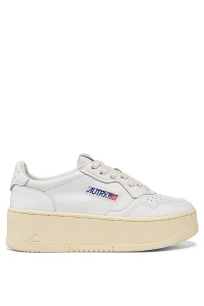 Autry Women's Medalist Platform Leather Sneakers White