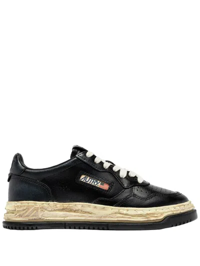Autry X Maison Mihara Yasuhiro Leather Sneakers In Black