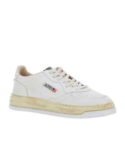 Autry X Maison Mihara Yasuhiro Medalist Low Super Vintage Sneakers In White