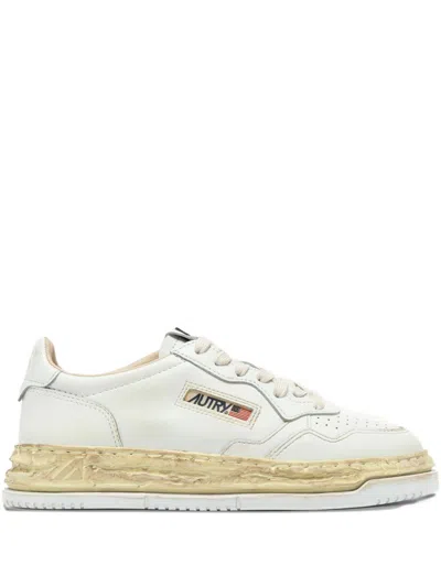 Autry X Maison Mihara Yasuhiro Medialist Low Super Vintage Sneakers In White