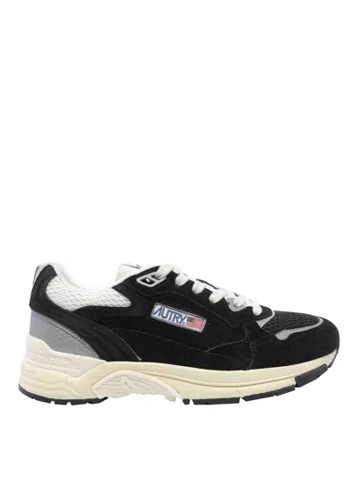 Autry Hyperway Sneakers In Black
