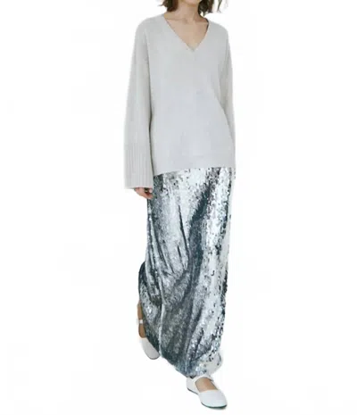 Autumn Cashmere Relaxed V Sweater With Side Slits In Mojave In Gray