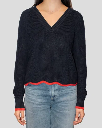 Autumn Cashmere Tipped Scallop Shaker V-neck Sweater In Navy Blue Combo