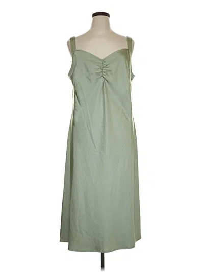 Pre-owned Ava & Viv Casual Dress In Green