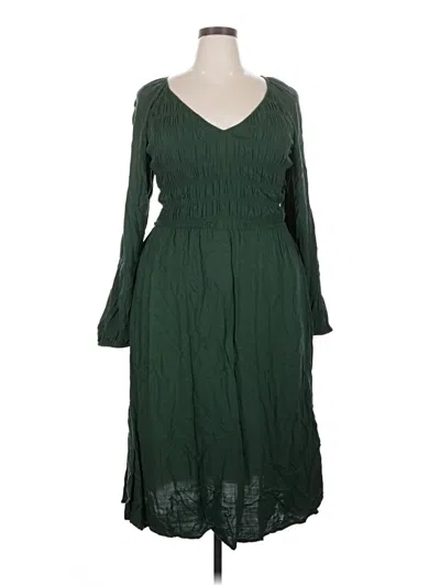Pre-owned Ava & Viv Casual Dress In Green
