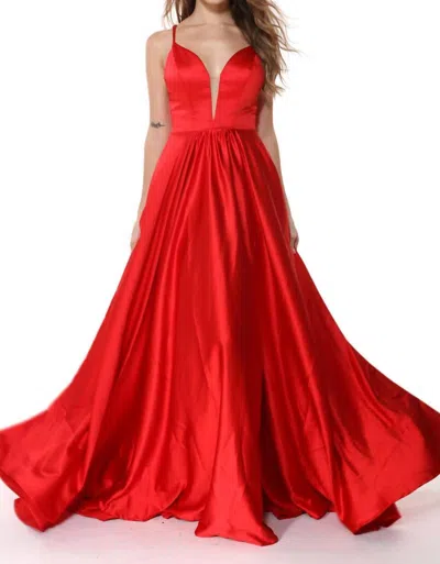 Ava Presley Stunning Prom Dress In Red