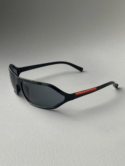 Pre-owned Avant Garde X Prada Sunglasses Sps 01e In Black Red