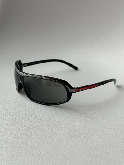 Pre-owned Avant Garde X Prada Sunglasses Sps 06d In Black Red