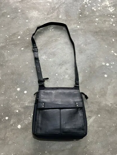 Pre-owned Avant Garde X Yohji Yamamoto Ysaccs By Yohji Yamamoto Nylon And Leather Crossbody Bag In Black