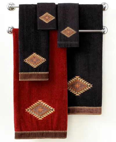 Avanti Mojave Aztec Medallion Egyptian Cotton Hand Towel, 16" X 30" In Brick