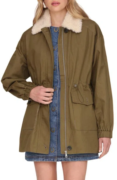 Avec Les Filles Cinched Cotton Jacket With Faux Shearling Collar In Multi