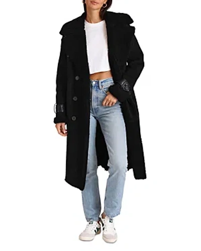 Avec Les Filles Faux Shearling Trench Coat In Black