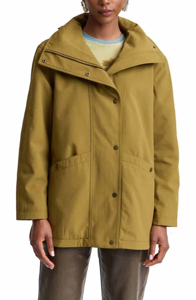 Avec Les Filles Funnel Neck Bonded Rain Jacket In Green