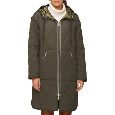 Avec Les Filles Reversible Quilted Parka In Micro Geo Olive