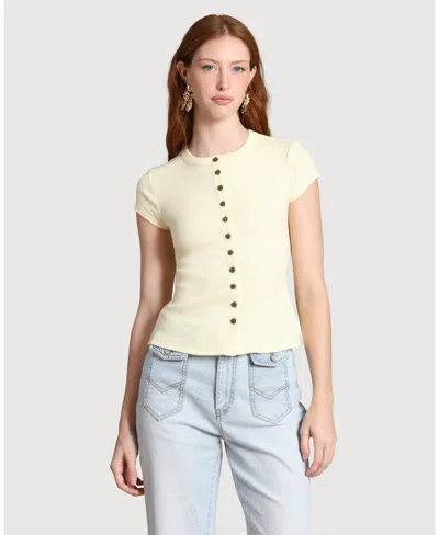 Avec Les Filles Women's Button-front Crewneck Top In Yellow