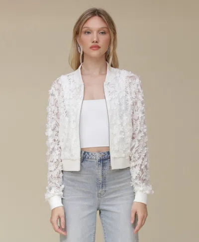 Avec Les Filles Women's Lace Cropped Bomber Jacket In White