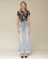 Avec Les Filles Womens Floral Print Fitted T Shirt Cuffed High Rise Wide Leg Jeans In Mariposa Wash