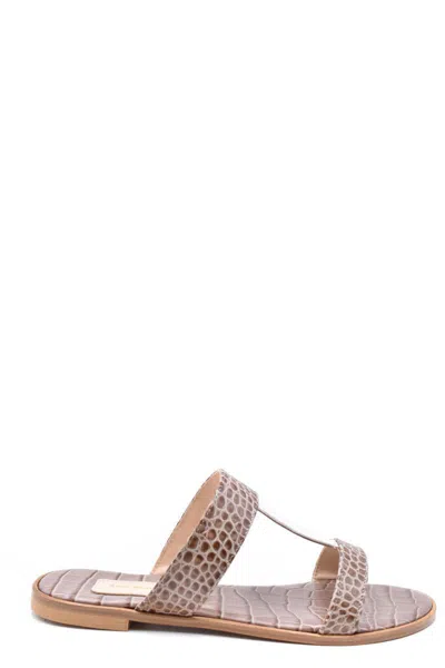Avec Modération Avec Moderation Sandals In Brown