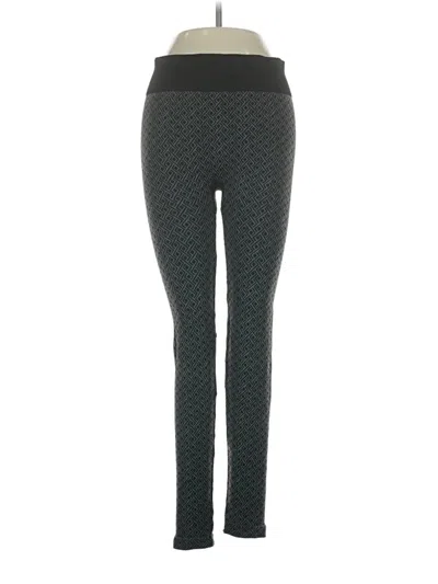 Pre-owned Aventura Active Pants In Black