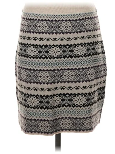 Pre-owned Aventura Casual Skirt In Gray