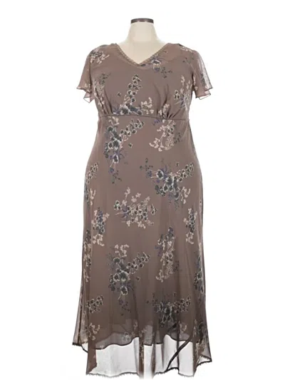 Pre-owned Avenue Casual Dress In Brown