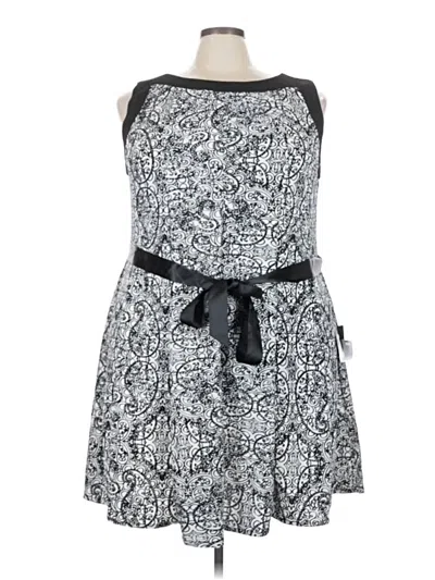 Pre-owned Avenue Casual Dress In Gray