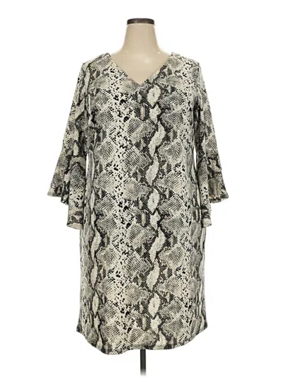Pre-owned Avenue Casual Dress In Gray
