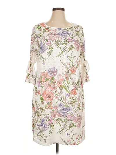 Pre-owned Avenue Casual Dress In Ivory