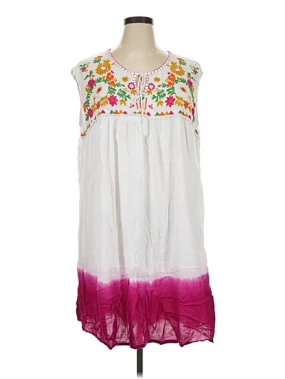 Pre-owned Avenue Casual Dress In White