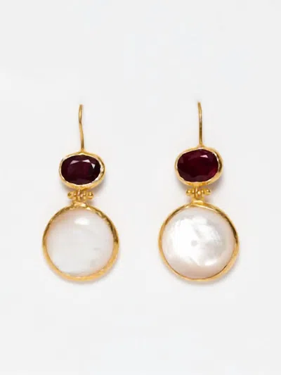Avenue Chic Women's Antique Pearl Earrings In Pink/white In Gold