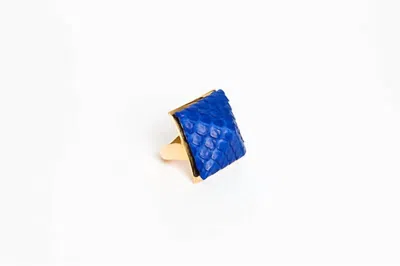 Avenue Chic Women's Exotic Leather Pyramid Ring In Blue