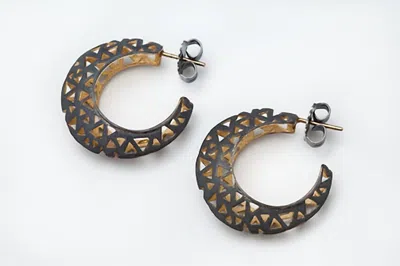 Avenue Chic Women's Glimpse Earrings In Gold In Silver