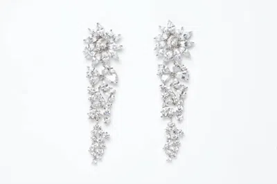 Avenue Chic Women's Shooting Star Dangle Earrings In Silver