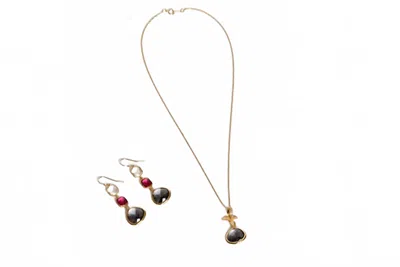 Avenue Chic Women's Tiny Orchid Drop Pendant Necklace In Grey In Gold
