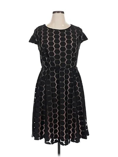 Pre-owned Avenue Cocktail Dress In Black